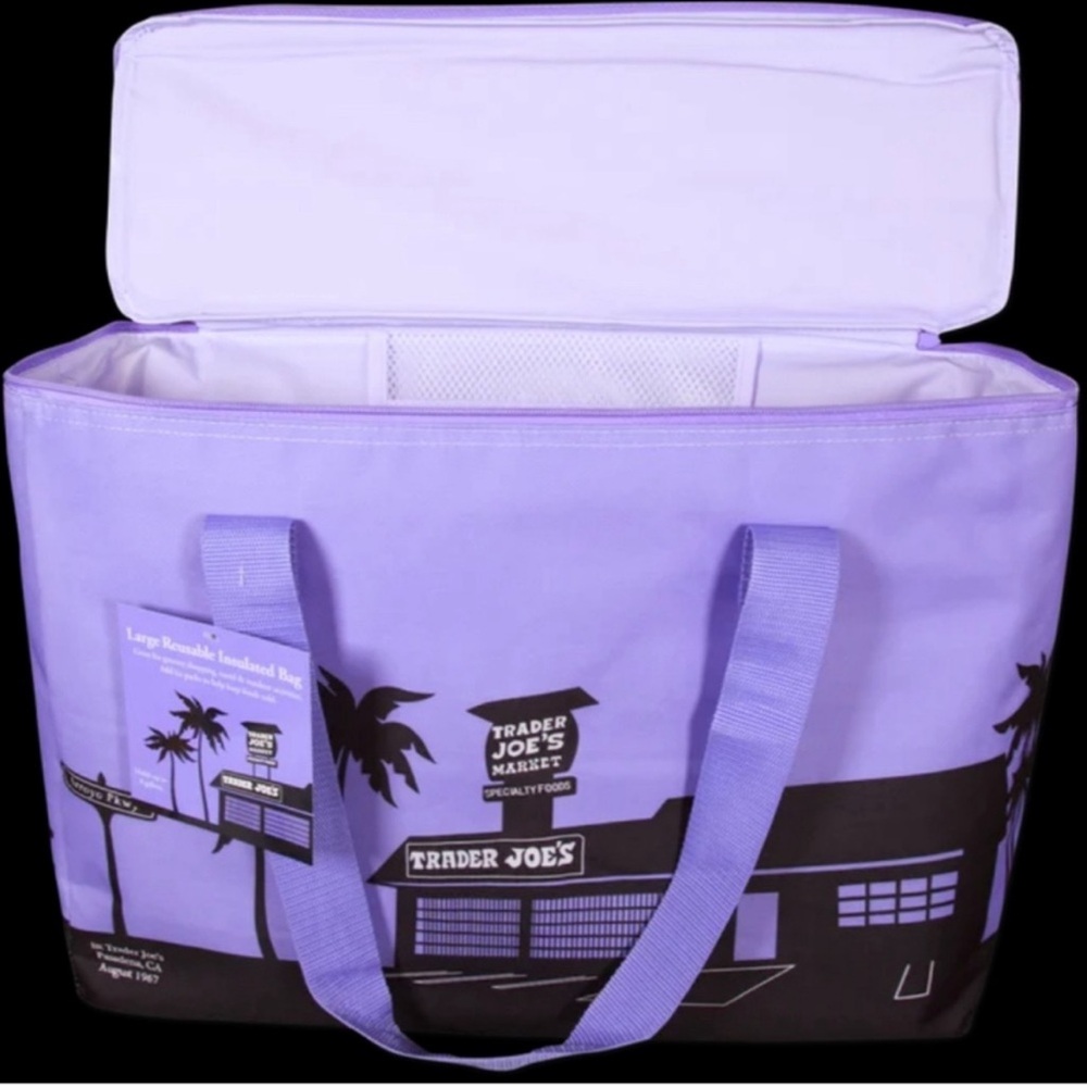 NWT Trader Joe’s Limited Edition Large Purple 💜 Insulated Cooler Bag